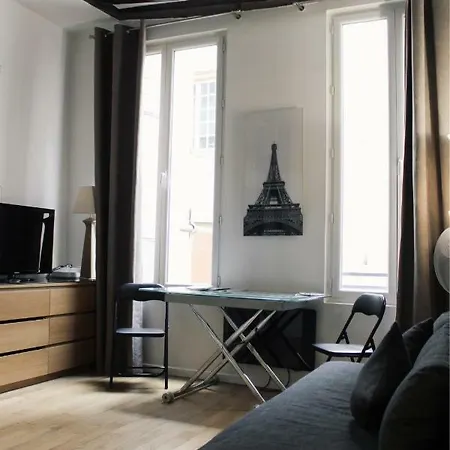 Appartement Montorgueil Charming Place Parijs
