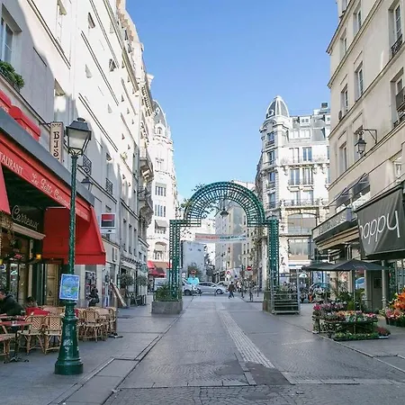 Appartement Montorgueil Charming Place Parijs